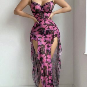 Nuisette en dentelle mauve et noire